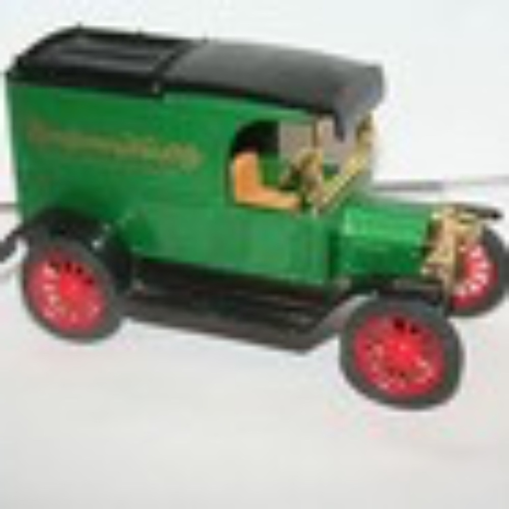 DIECAST MONTGOMERY WARD 1913 DELIVERY VAN